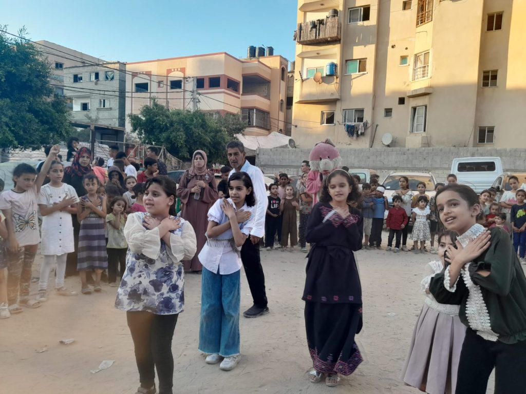 أنشطة ميدانية لمركز اليوسف للإرشاد النفسي والدعم النفسي خلال الحرب