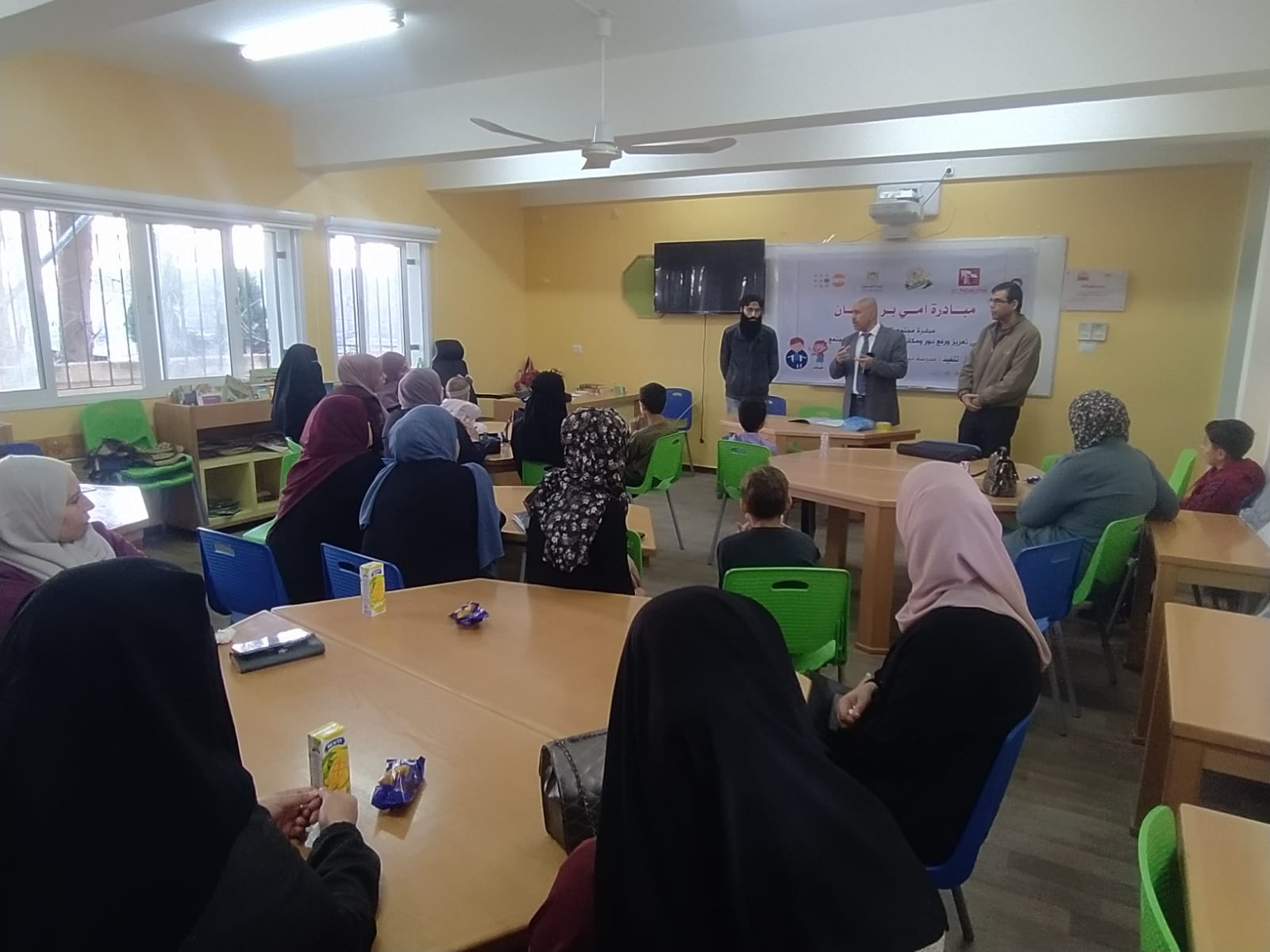 جانب من تنفيذ مبادرة أمي بر الأمان