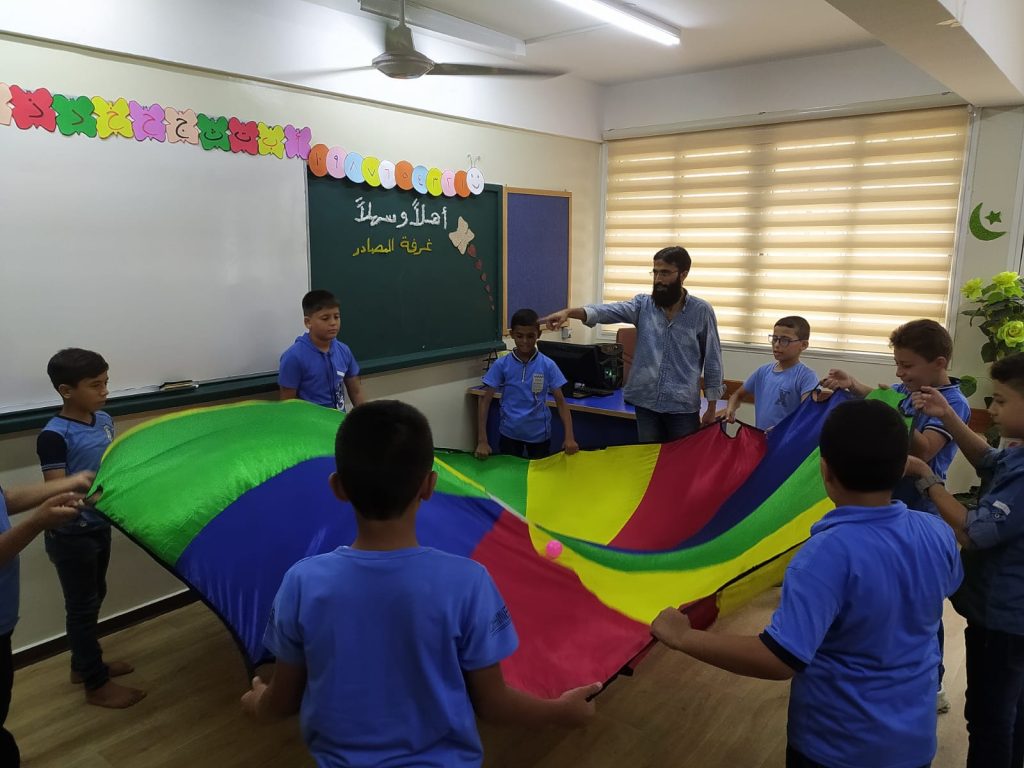 جانب من تنفيذ مبادرة أمي بر الأمان